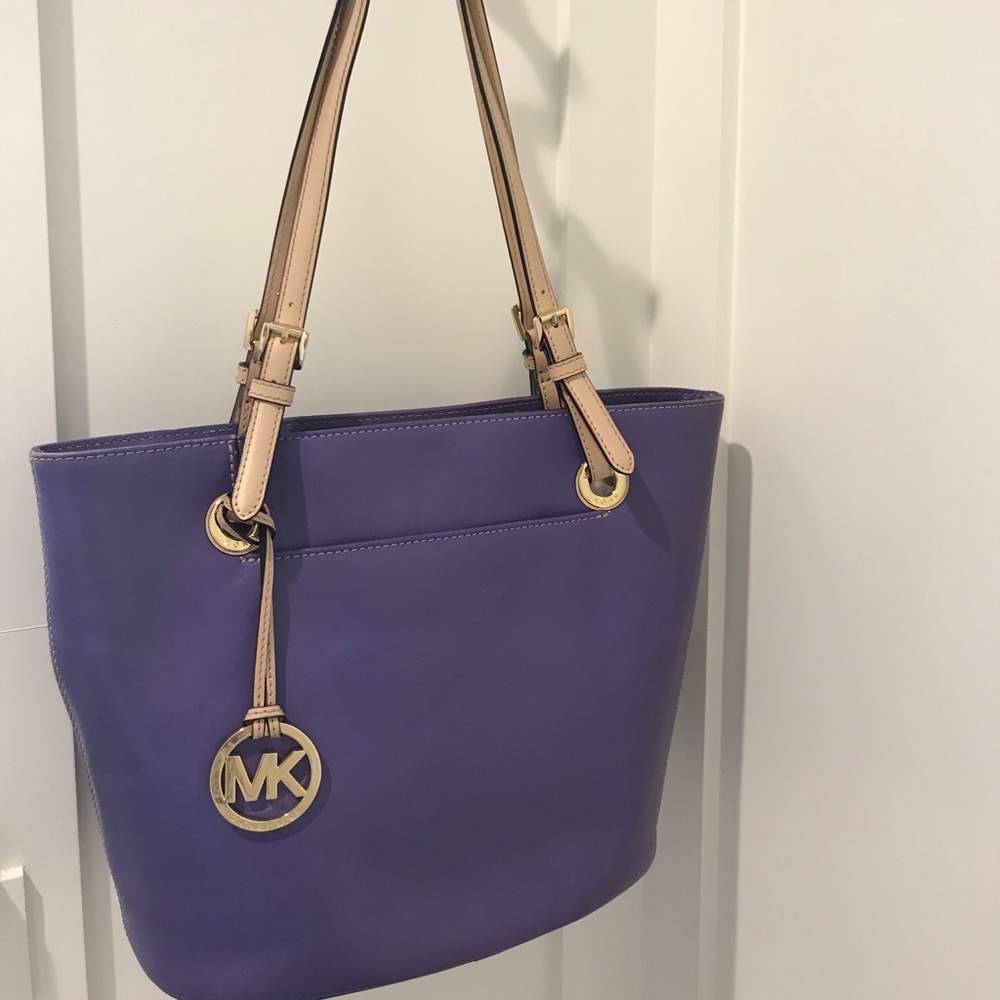 Michael Kors purse